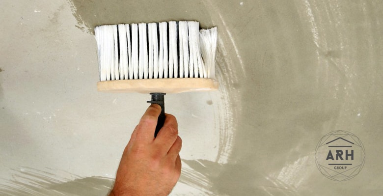 как выровнять стены штукатуркой5